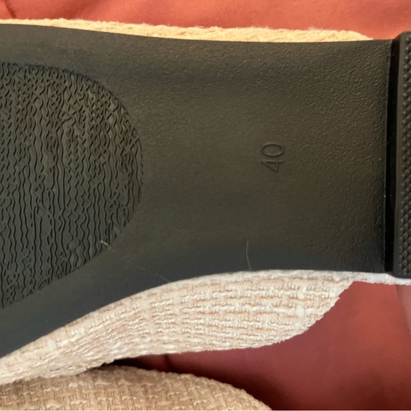 Cute flats - Picture 4 of 12